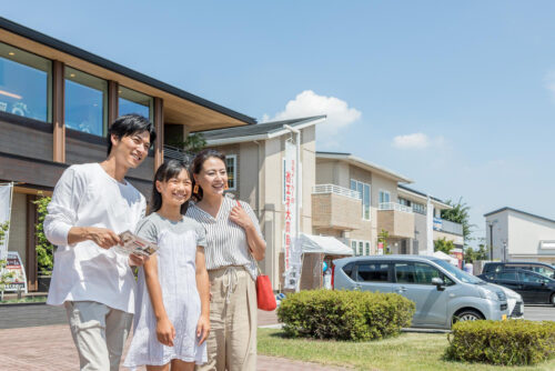 「建売住宅を見学する際の注意点・ポイントは？当日のチェックリストもご紹介」のアイキャッチ画像