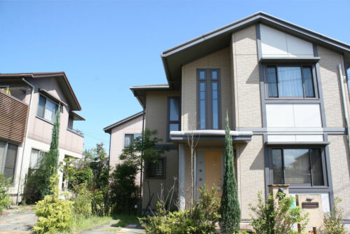 「建売住宅は恥ずかしい？安いから？おすすめする理由を紹介」のアイキャッチ画像